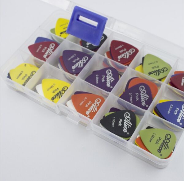 1 Case Premium Guitar Picks