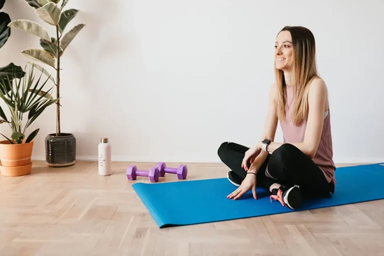 Affordable home gym setup with dumbbells resistance bands yoga mat and fitness equipment